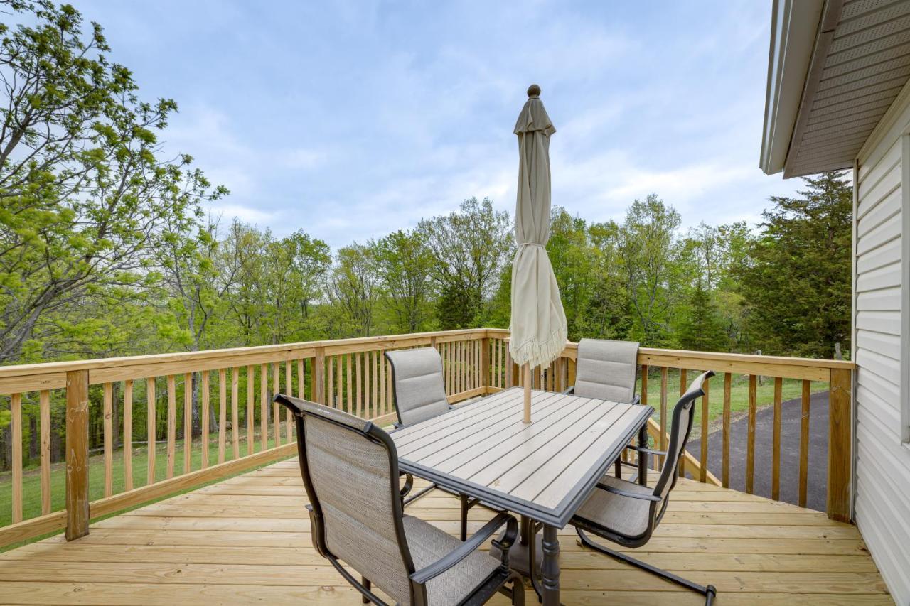 Vila Cozy Kentucky Retreat - Deck, Near Ark Encounter! Dry Ridge Exteriér fotografie